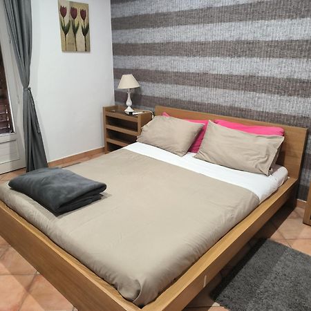 Holidays Home Sereleo Santa Venerina Phòng bức ảnh